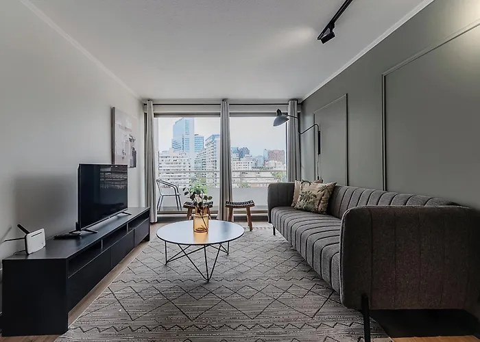 Departamento Familiar Con Terraza En Providencia