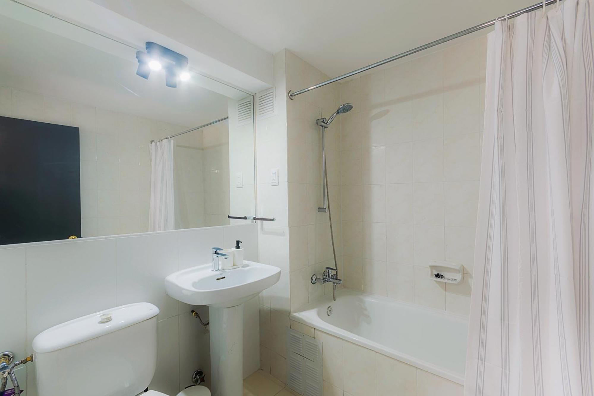 Departamento Familiar Con Terraza En Providencia * Santiago